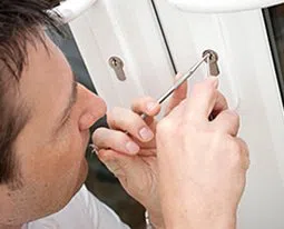 Gallery Locksmith Store Atlanta, GA 404-662-2783 Gallery Locksmith Store Atlanta, GA 404-662-2783 - 16-Emergency-Unlock